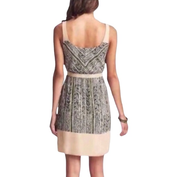 Ann Taylor LOFT Beige Black Sleeveless Tribal Sheath Dress Size 0P Pre-Loved - Picture 2 of 7